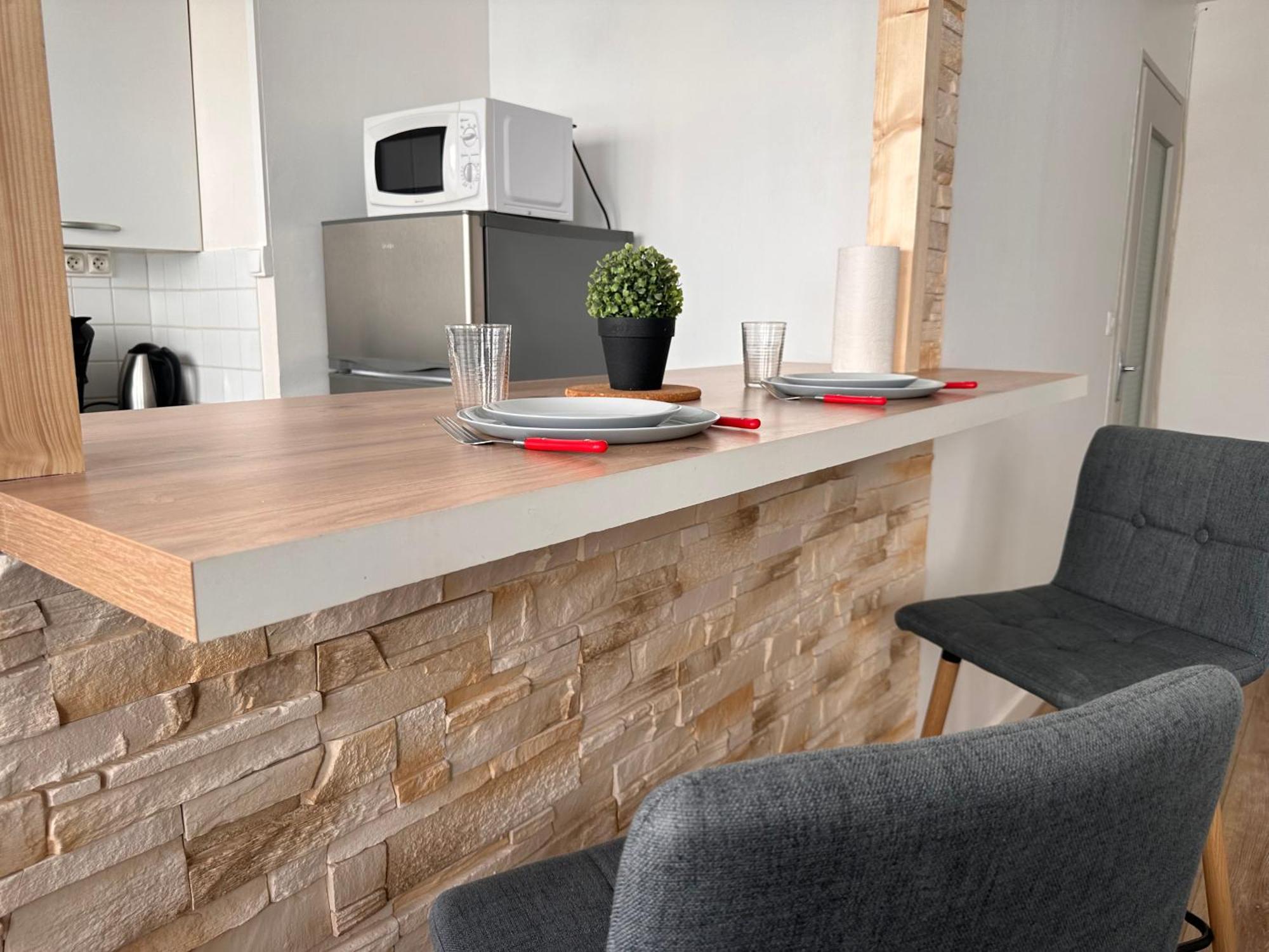 Appartement Cosy Proche De Toutes Les Commodites Orleans Exterior photo