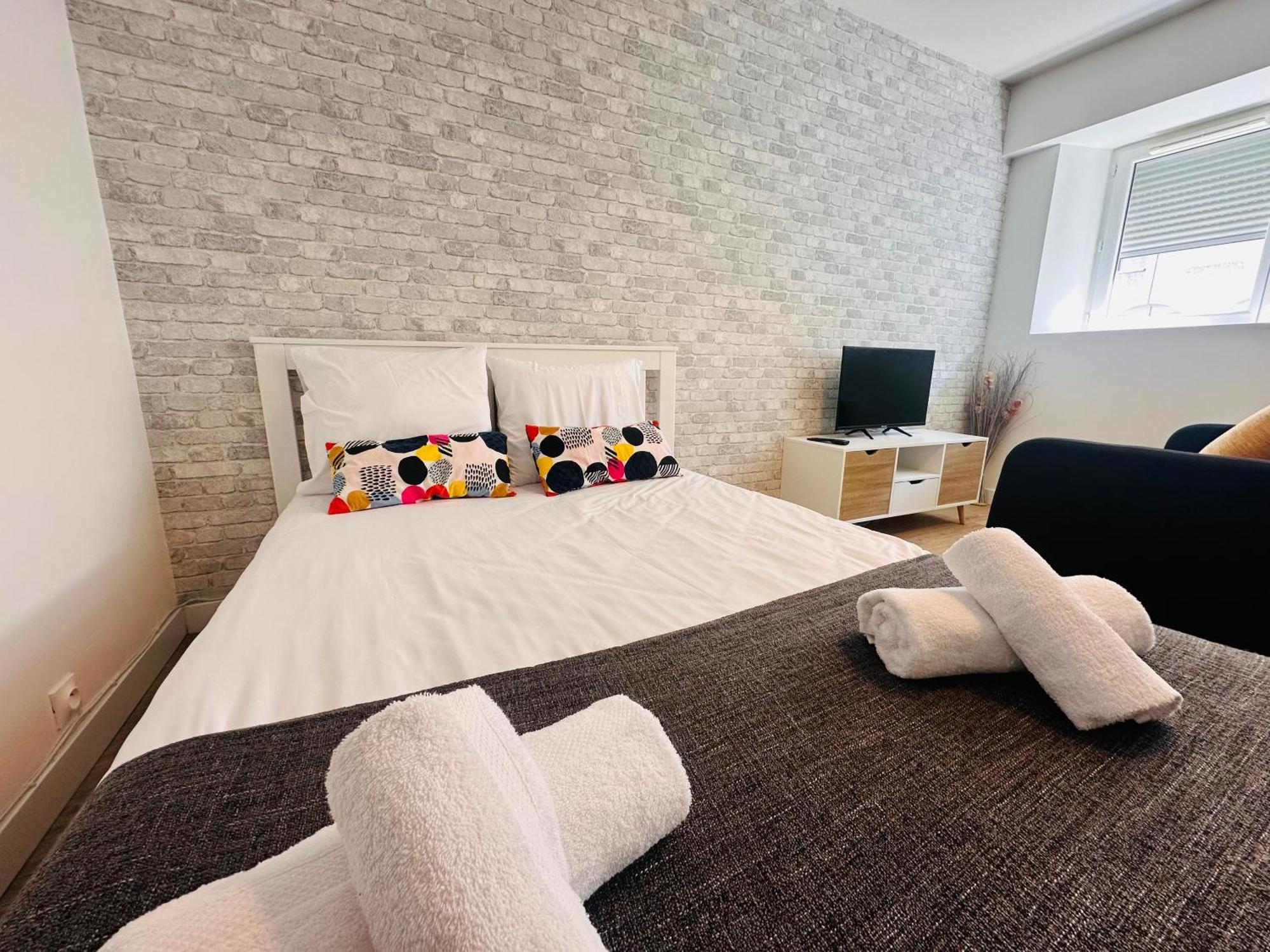 Appartement Cosy Proche De Toutes Les Commodites Orleans Exterior photo