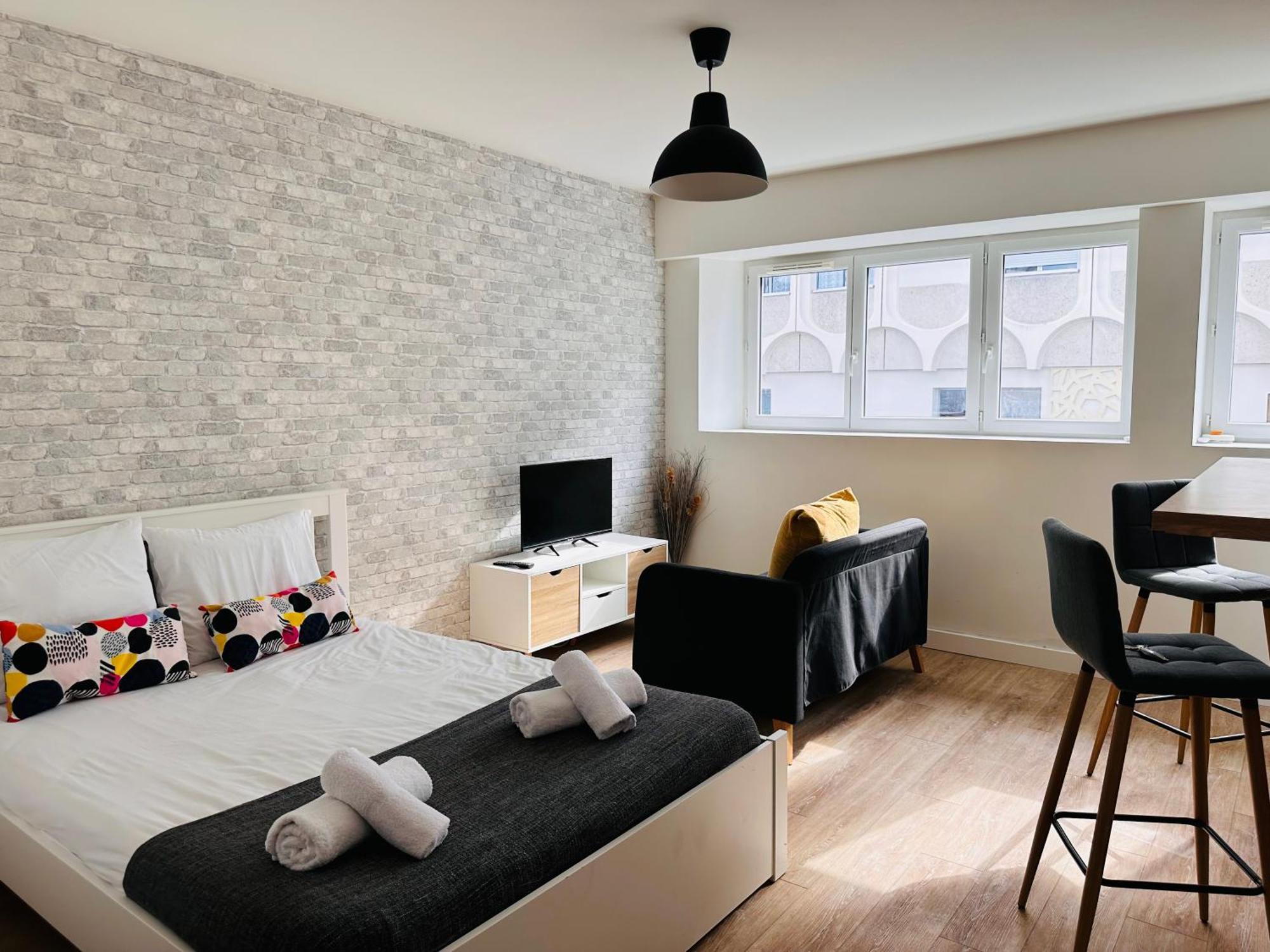 Appartement Cosy Proche De Toutes Les Commodites Orleans Exterior photo